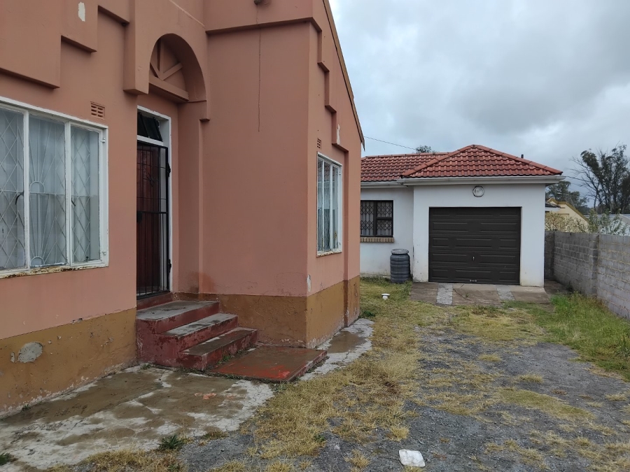 2 Bedroom Property for Sale in Mbuqu Eastern Cape